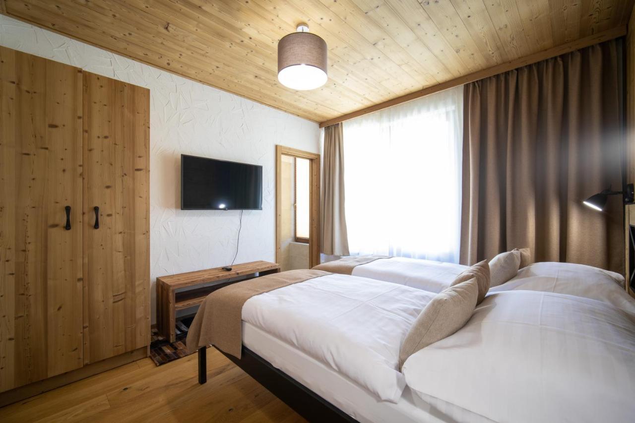 Apartmany Izijasna & Chalets Demanovska Dolina Bagian luar foto